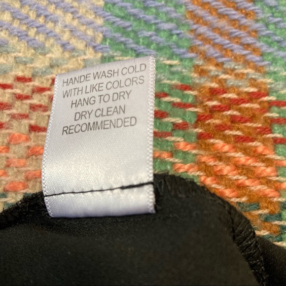 Need Supply Black Shorts - Picture 2 of 4